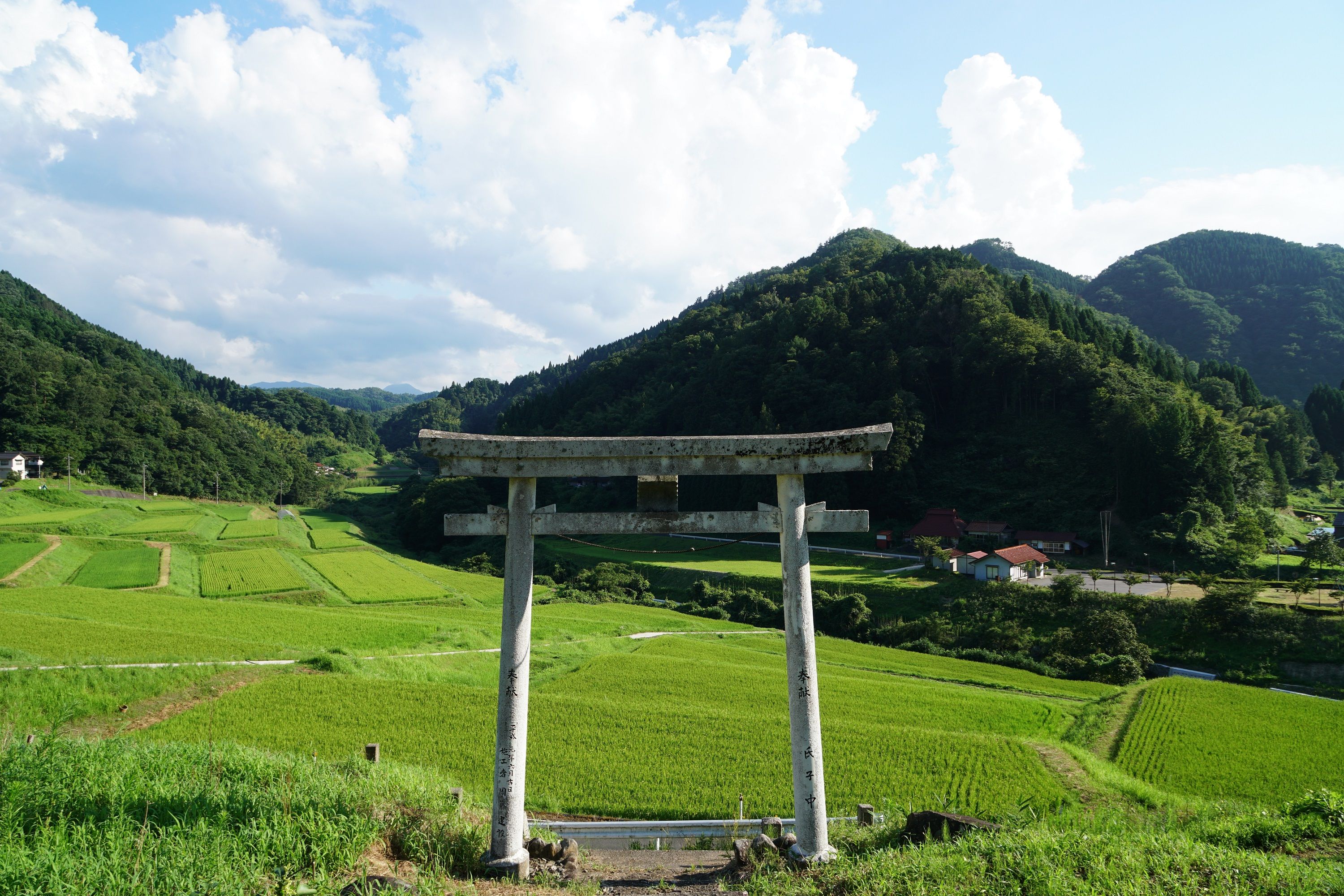 下鴨倉の建御名方神社